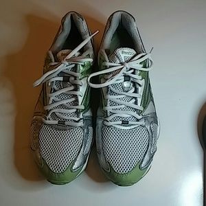 Reebok EasyTone walking shoes sneakers